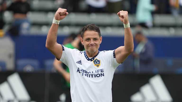 La impresionante solicitud de Chicharito a Vergara para reforzar a Chivas